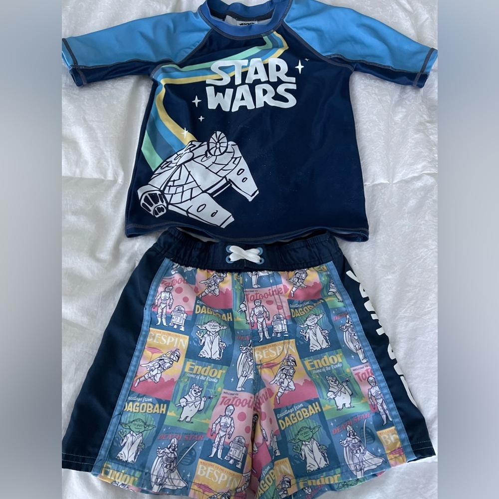 Disney StarWars Rashguard and Trunks